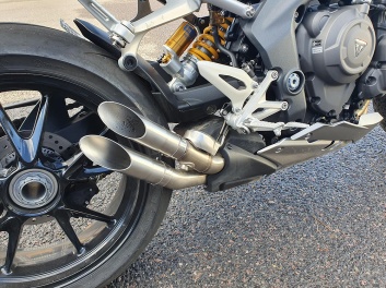 Triumph Speed Triple 1200 RS (2021+) Slash Exhausts